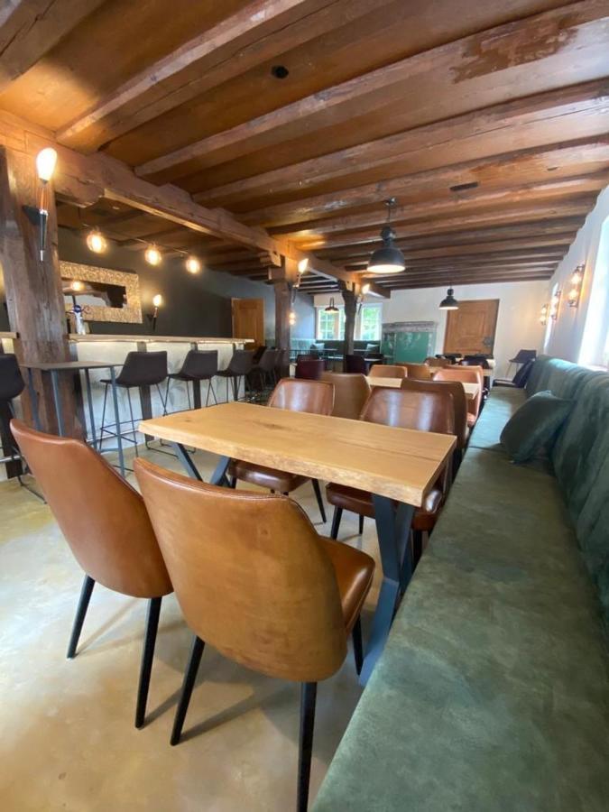 Hotel Boutique Taverne Zum Kreuz 빈터투어 외부 사진